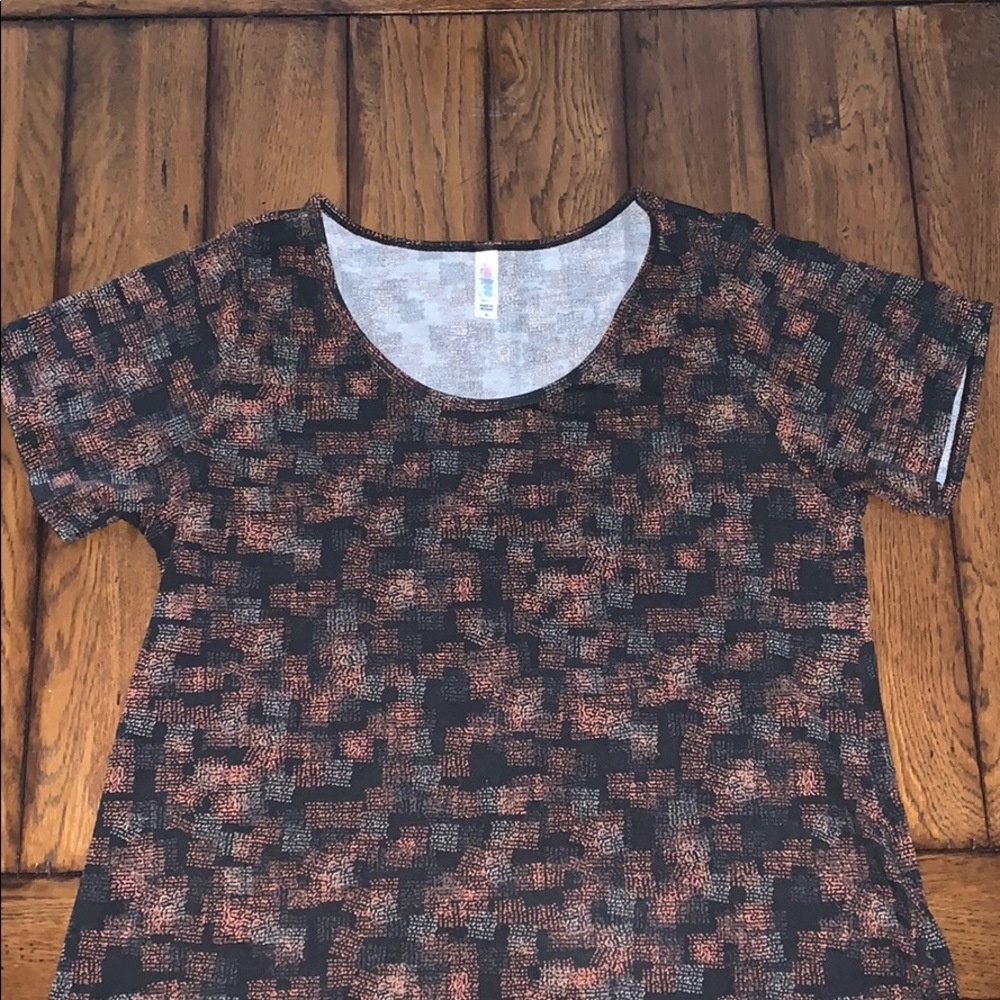 LuLaRoe SZ XL T-Shirt